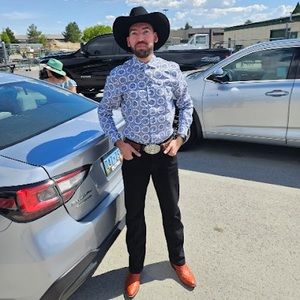 Meet your Posher, Raúl